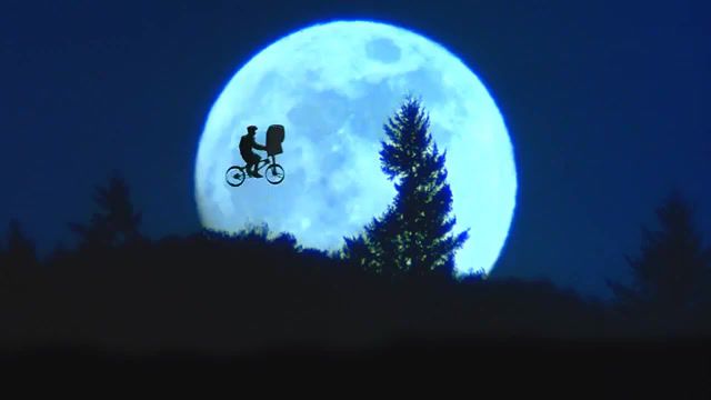 Full moon, e t the extra terrestrial, alien, phenomenon, john travolta, full moon, mashup.