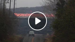 Lava Rages from Kilauea's Fissure 8