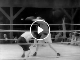 Charlie Chaplin Boxing This Style