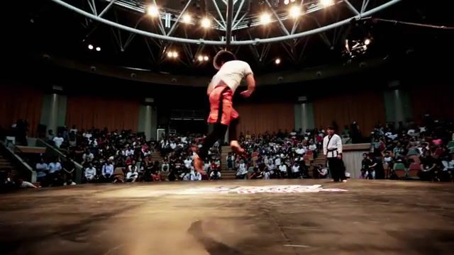 Red Bull Kick It, Battle, Red Bull, Redbull, Taekwondo, Kung Fu, Capoeira, Karate, Breakdancing, One On One, Freestyle, Action Sports, Extreme Sports, Flips, Tricks, Boared Breaking, Jump, Parkour, Ride, Football, Kick, Sports