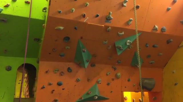 Incredible boulder technic - Video & GIFs | boulder,mountain lion,cougar,climbing,funny,epic,fail,sports