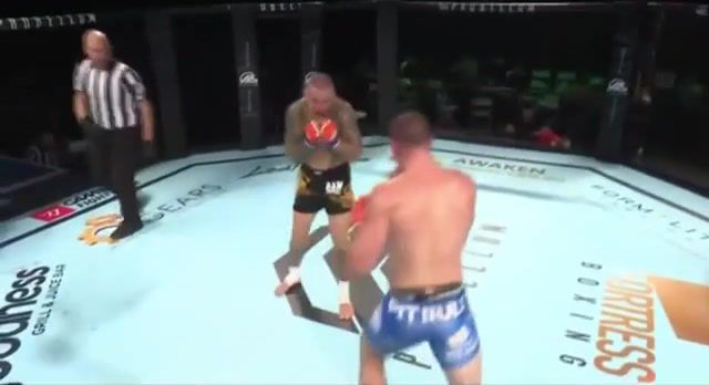Ross Pearson knocked out by vs. Davy Gallon, Ross Pearson, Davy Gallon, Gallon, Pearson, Ko, Fight, Mma, Mma Knockouts, Mma Knockout, Mma Kicker, London, Mma London, Sports