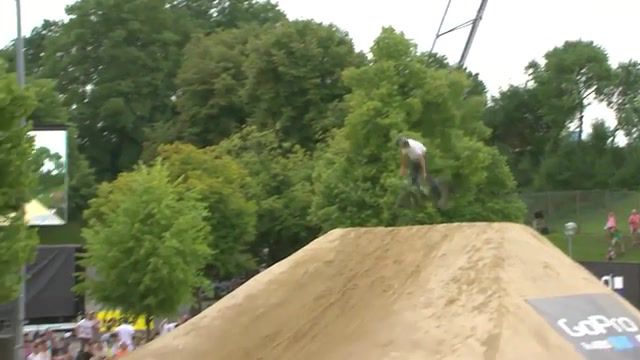 Demon on the bike, Top Bike, Redbull, Red Bull, Tricks, Loop, Extreme Sports, Action Sports, Competition, Contest, Swatch Prime Line, Mountain Biking, Brandon Semenuk, Fmb World Tour, Freeride, Mtb, Bmx, Jump, Dirt, Slopestyle, Freestyle, Germany, Olympic Park, Sports