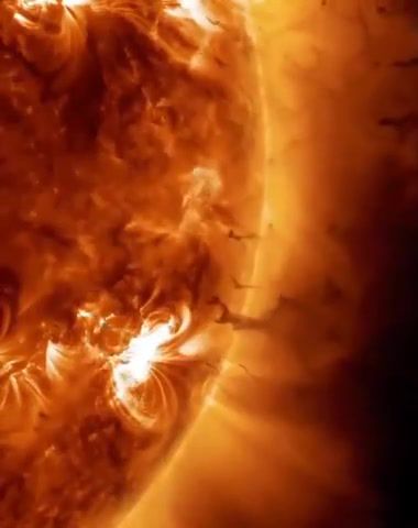 This solar flare is atleast 75 times the size of earth, lasting for more than 5 hours, sun, plasma, cosmos, omg, wtf, wow, science technology.