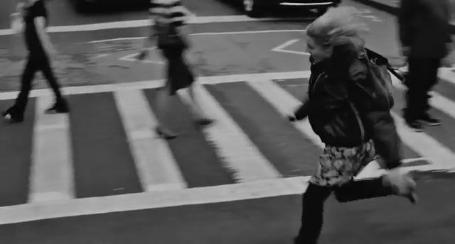 Frances ha, running, girl, black and white, black and white movies, frances ha, bombay bicycle club, luna, new york, new york city, city, movies, movies tv.