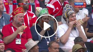 Spain Russia fans with food