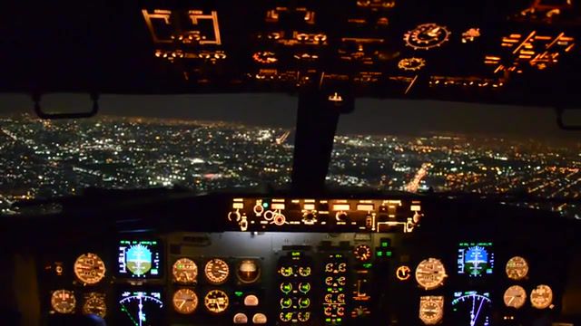 Af607105 boeing 737 landing at night, cockpit cam, cockpit view, city at night, lights, air, night, aircraft, plane, flight, af607105, charlotte gainsbourg, avion, mexico, airport, boeing 737, pilot, magnicharters, landing, mexico airport, mexico city, nature travel.