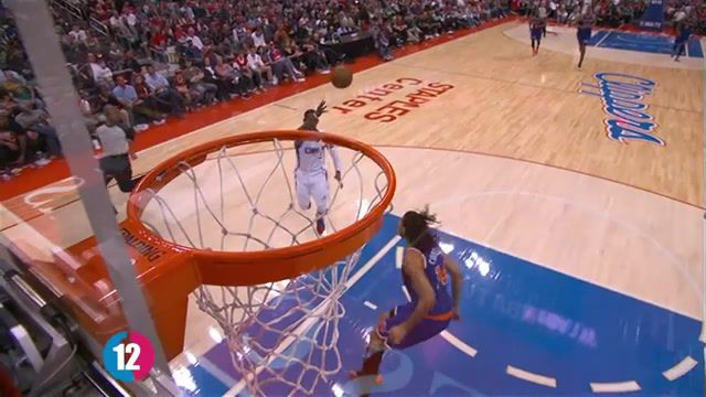 Blake Griffin - Video & GIFs | nba,highlights,basketball,amazing,big,sports,best,crazy,blake griffin,clippers,dunks,top 10,career,los angeles,dunk contest,slam dunk