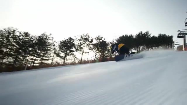Snow surfing - Video & GIFs | snow,snowboarding,cykl,sports