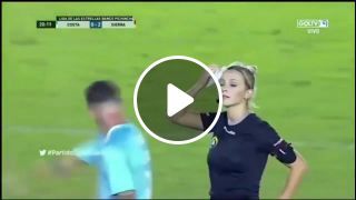 Referee trolls football player