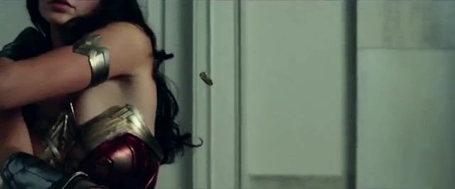 Hit me baby one more time sound fixed, Comics, Dc, The Dark Tower, Trailerbattle, Trailer, Wonder Woman, Mashup