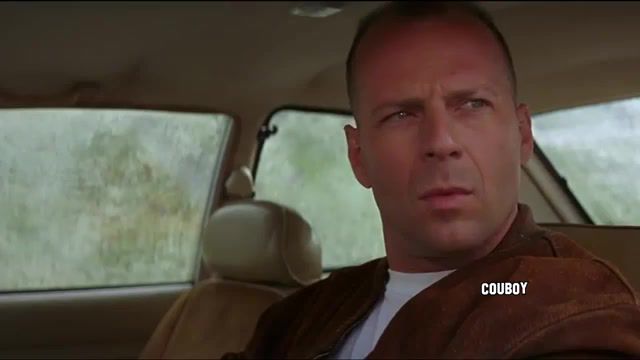 Bruce willis in russia, russia, pedestrians, butch, pulp fiction, somersault, tumbling, road, bruce willis, mashup.