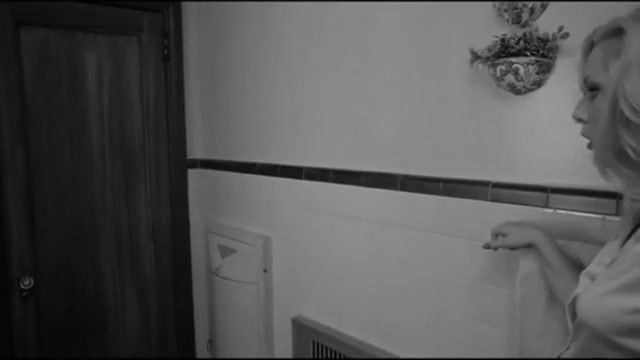Here's Johnny Version 2. 0 How Should Man Open A Bathroom Door Properly, Robert De Niro, Here's Johnny, Johnny, Door, Bathroom, Martin Scorsese, Movie Moments, Hybrids, Stanley Kubrick, Jack Nicholson, The Ng, Raging Bull, Mashup.