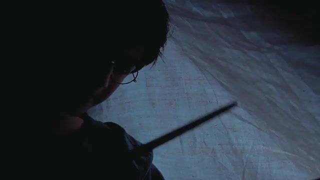 Harry's doing magic under the covers, Abracadabra, Tyler Hoechlin, Harry Potter And The Prisoner Of Azkaban