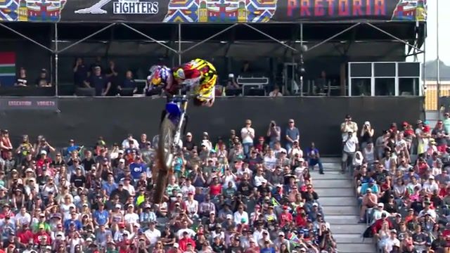 Freestyle motorcycle, x fighters, madrid, red bull x fighters, freestyle motocross, motocross, freestyle, bike, dirt bike, dirtbike, fmx, trick, tricks, action sports, extreme sports, crash, crashes, tom pages, clinton moore, sports.