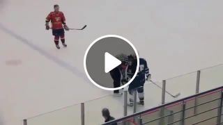 Hockey referee fights hockey player crazy ref player fight