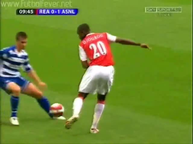 The Greatest trick ever by Djourou, Goal, Champions, United, Manchester, Football Sport, League, Soccer, Arsenal Fc C Professional Sports Team, England, Football, Johan Djourou, Trick, Football Skills, Defender, Fc Arsenal, Sports