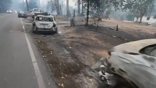 Camp Fire Burned, abandoned cars after thousands flee Butte County wildfire