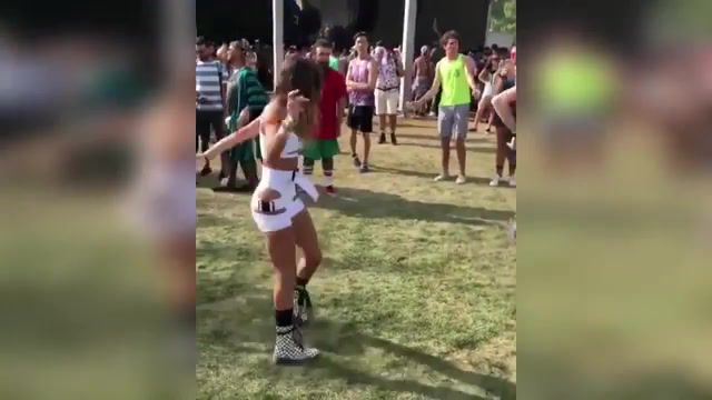 Festival Shuffle Naatss Perfect Kind Extended Mix v1 - Video & GIFs | shuffle,shuffle girl,shuffle compilation,festival shuffle,shuffle dance,dance