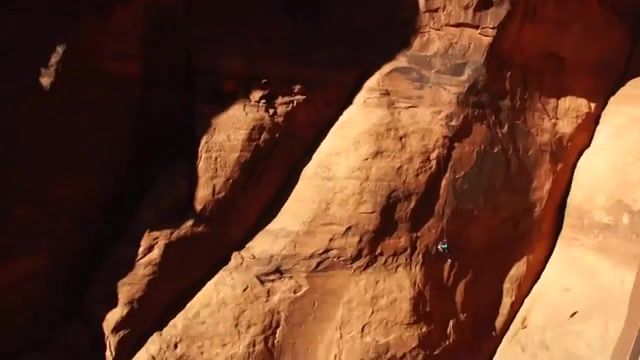 Insane Canyon Rope Swing, Insane, Canyon, Rope Swing, Jump, Rope, Fail, Unexpected, Love Story, Nature Travel