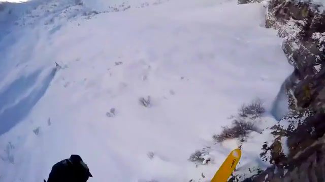 Lucky ones - Video & GIFs | lucky,fell from the mountain,skiing,sports
