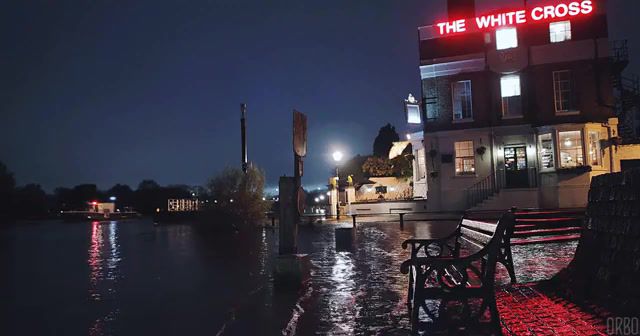 The supermoon Tides of Richmond Upon Thames, Nov, Eleprimer, Music, Orbo, World, Magic, Cinemagraphs, Cinemagraph, More, Dream, Usa, Cool, Trip, Midnight, Night, Flood, Supermoon, Water, Live Pictures