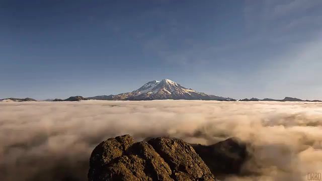 Sea Of Clouds. Mount Rainer. Sea Of Clouds. I Drive Soundtrack. Landscape. Cloudscape. Cinemagraph. Cinemagraphs. Nature. Mountain. Mountains. Calm. Calming. Calming Music. Relax. Live Pictures.