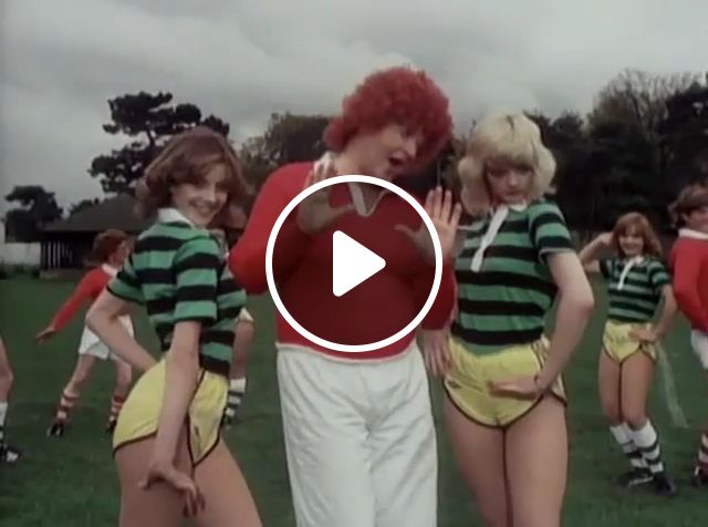 Do Women And Men Play Soccer Differently? - Video & GIFs | soccer, funny, football, take a photo