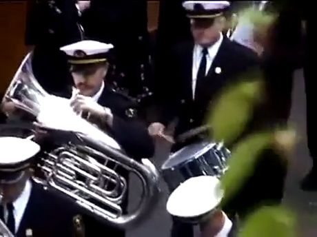 How to destroy the celebration with a trumpet, funny, celebration, trumpet.
