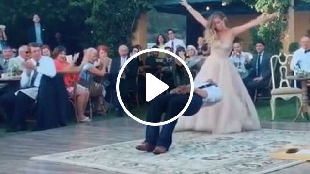 Best Surprise Wedding Dance Ever - Video & GIFs | wedding, dance, funny