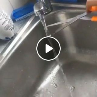 How To Freeze Water In Seconds