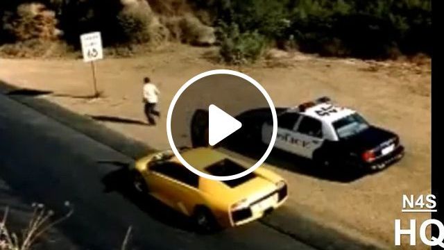 Not A Bad Idea GIFs, LOL. Funny Gifs. Funny. Police. Luxury Car. Lamborghini. #0