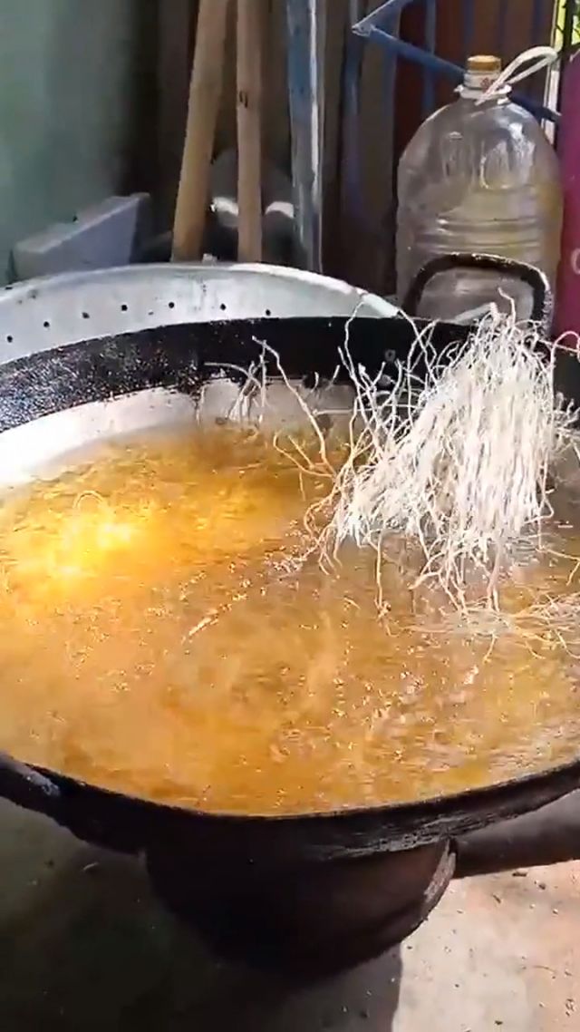 How to Cook Rice Noodles - Video & GIFs | food,funny,rice noodles
