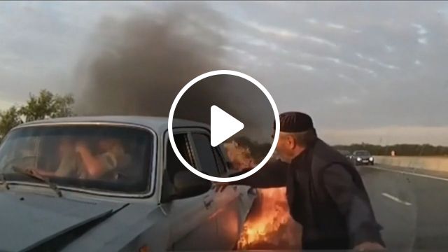 They Are The Heroes! - Video & GIFs | car, fire, accident, hero, help people