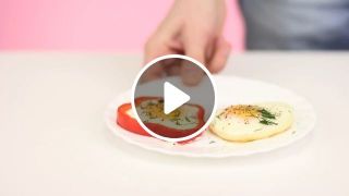 How to fry an egg over easy