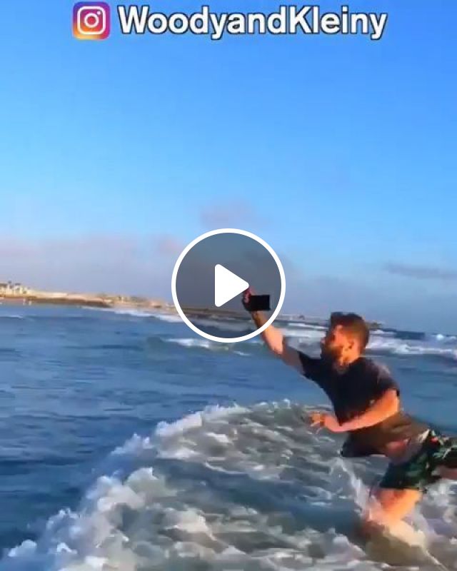 Can Your Phone Swim - Video & GIFs | iphone, wallet, sports shoes, beach, pool, swim, troll, prank, funny, friend