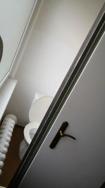 Impressive new toilet design, funny, funny fails, door, toilet.