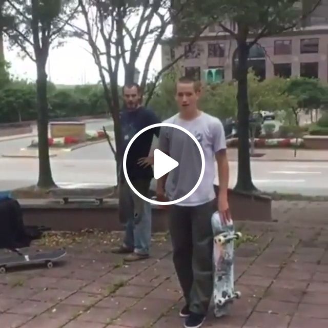 He Doesn't Think He Can Do That Either - Video & GIFs | lucky, funny gifs, funny, water bottles, skateboard
