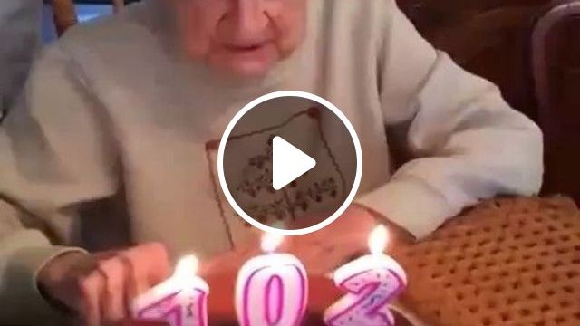 Ha Há Ha Ha - Video & GIFs | birthday, grandmother, dentures, funny, birthday cake, birthday candle 